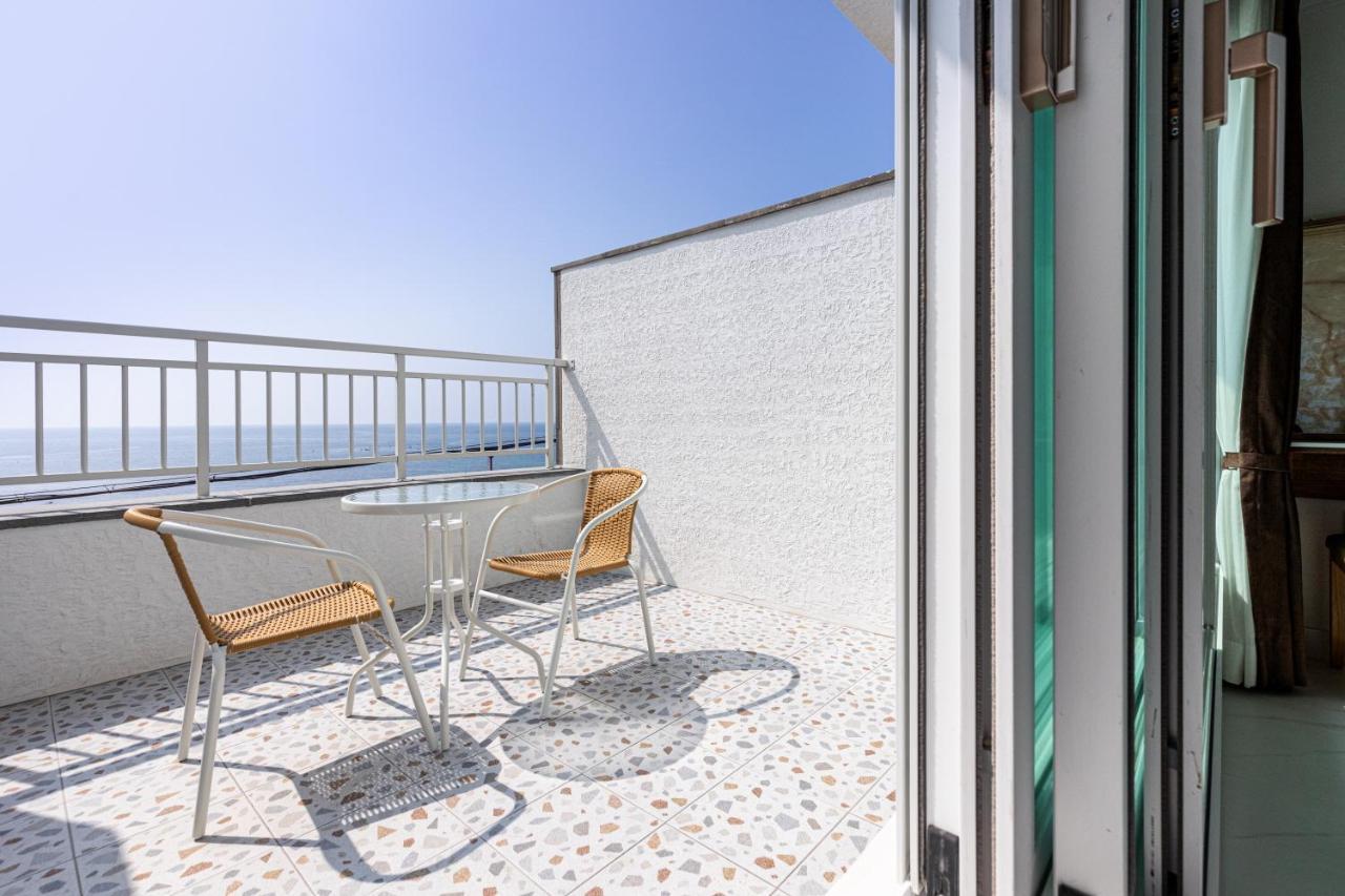 Aewol Oceanstay Чеджудо Экстерьер фото